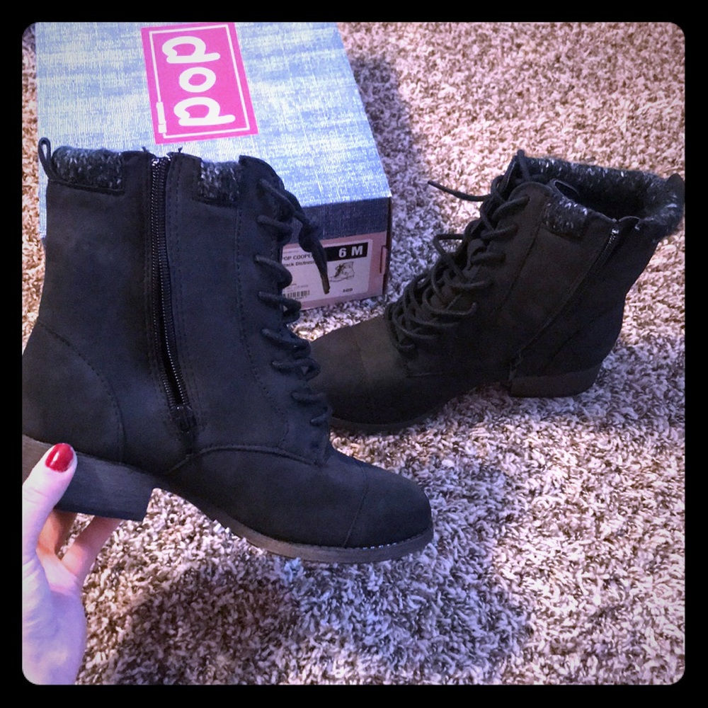 Black boots!